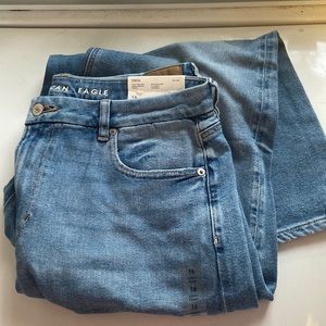 American eagle curvy mom jeans- tags on
